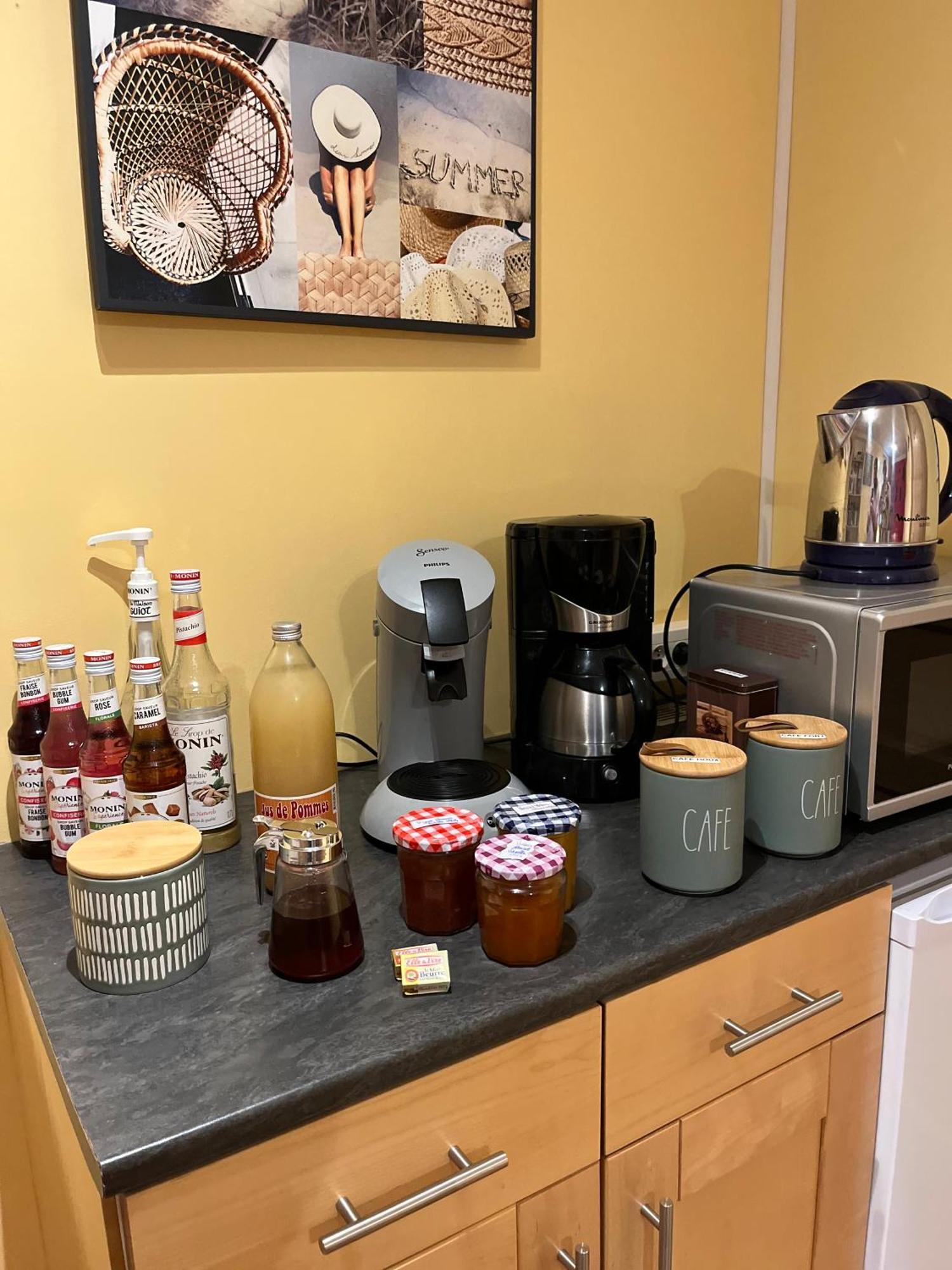 La Fauconniere Acomodação com café da manhã Brécy Exterior foto
